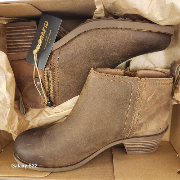 Teva Anaya Brown Booties. NIB. Size 6.5 - Picture 14 of 15